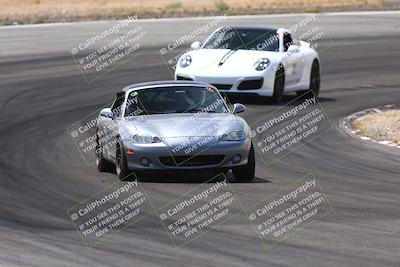 media/Jun-01-2025-CalClub SCCA (Sun) [[eae223c5dd]]/Group 1/Track Event 4/